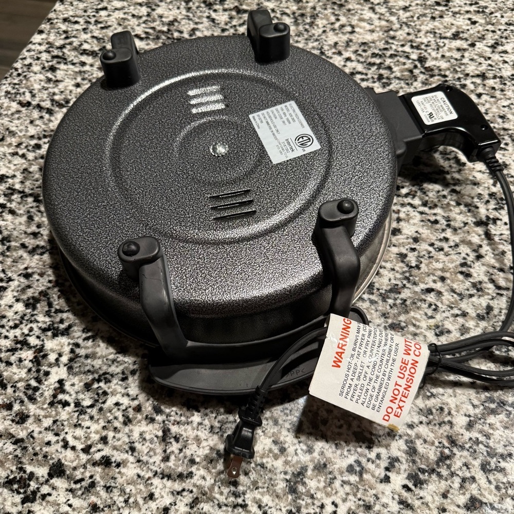 Parini Kitchen Parini 12" Non-Stick Electric Pizza Cooker - Picture 5 of 8